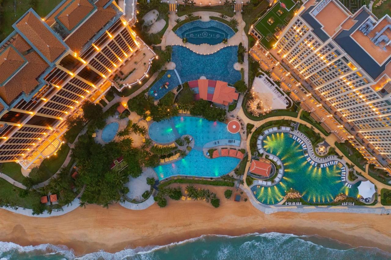 Holiday Inn Resort Ho Tram Beach, An Ihg Hotel エクステリア 写真